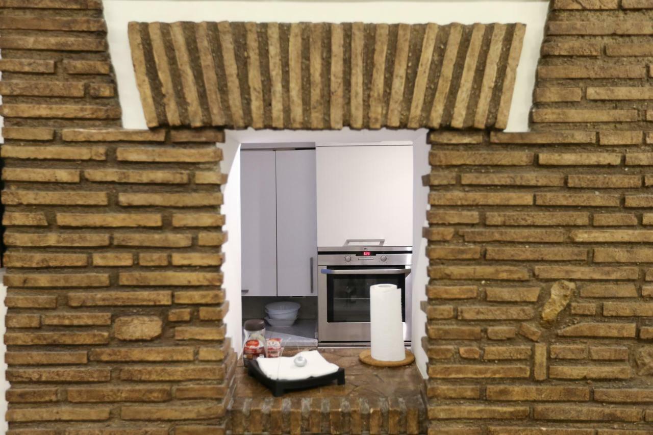 Palazzo Alibrandi House Apartment Rom
